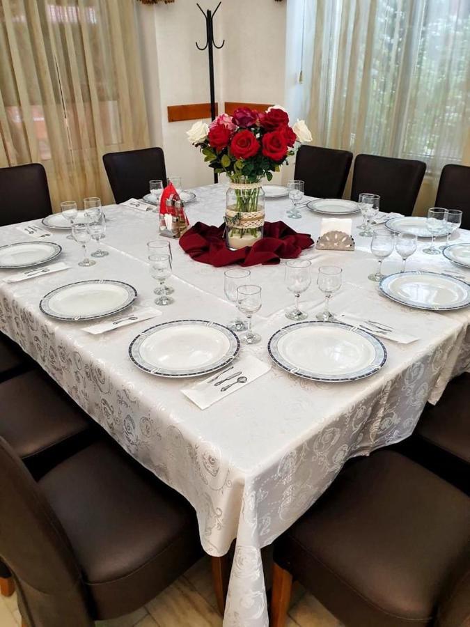 Hotel Marion Dumbraveni  外观 照片
