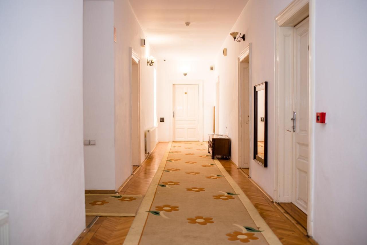 Hotel Marion Dumbraveni  外观 照片